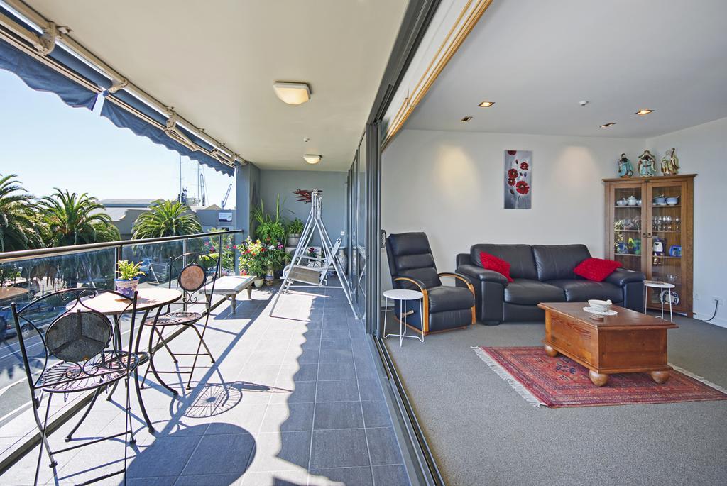 Waterfront Escape Apartment Nelson Exterior photo